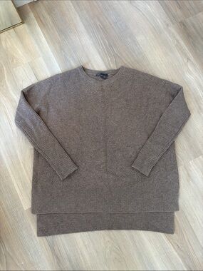 VINCE Cashmere-Wool blend sweater - size XS
